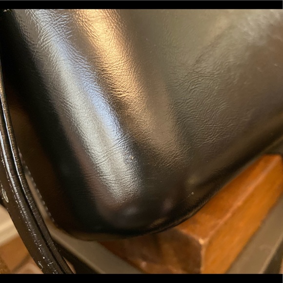 ❌SOLD❌CHANEL Gabrielle Medium Hobo - Picture 3 of 8